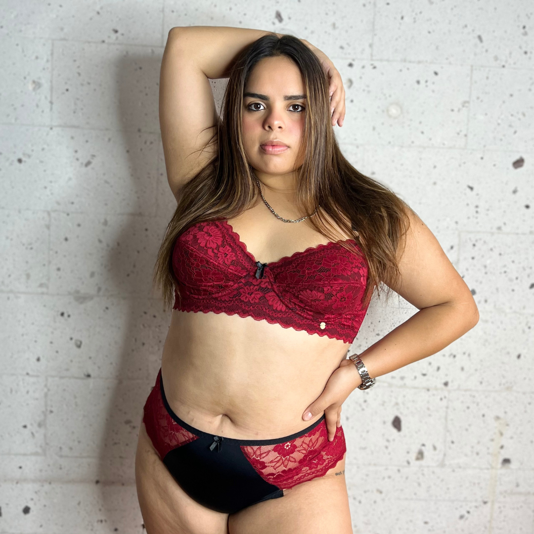 Set Plus Size Borgoña